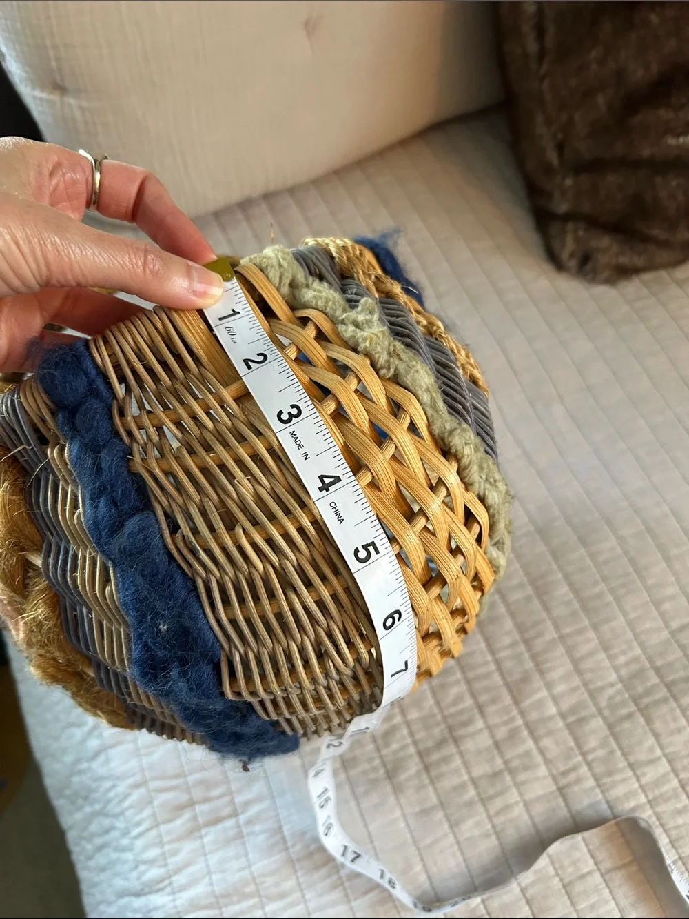 Vtg handmade rare wicker small weaved basket home decor cottage country